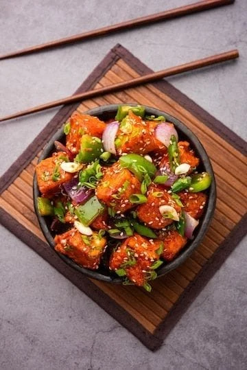 Schezwan Handi Paneer