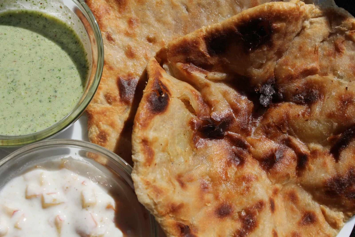 Pudina Butter Naan